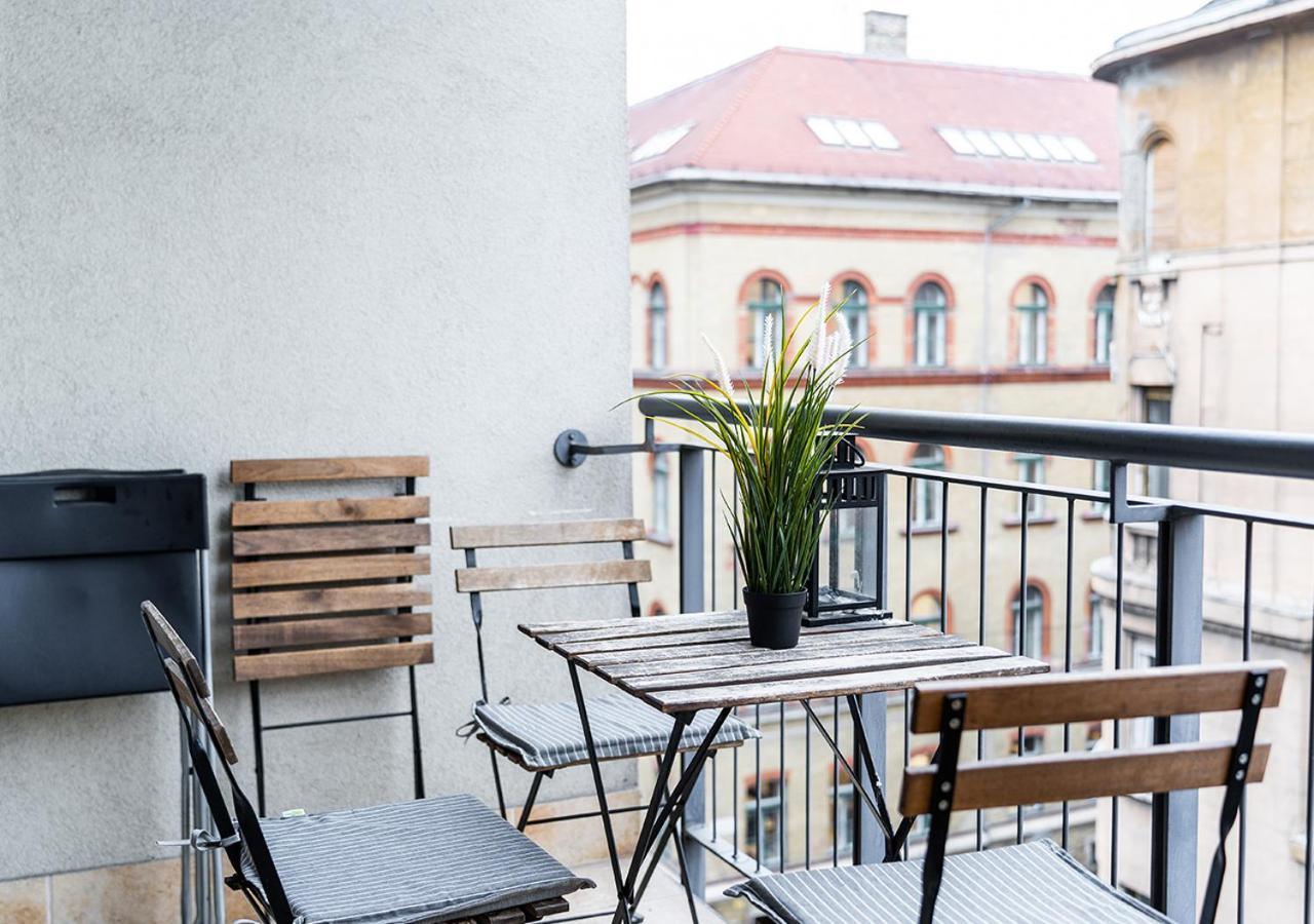 Free Parking - Downtown Location, Balcony & Nespresso Apartment Budapest Bagian luar foto
